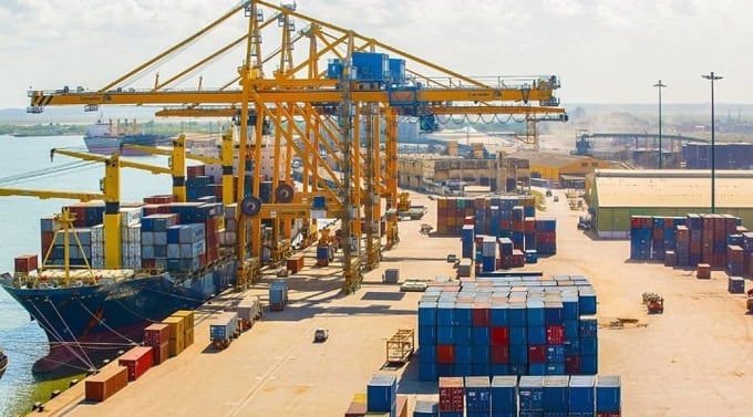 7.-Port-of-Beira-Mozambique-MZBEW-otkgfc1jongpgqv8xpify2daanlmux1vbvqqkci4kg 7.-Port-of-Beira-Mozambique-MZBEW-otkgfc1jongpgqv8xpify2daanlmux1vbvqqkci4kg